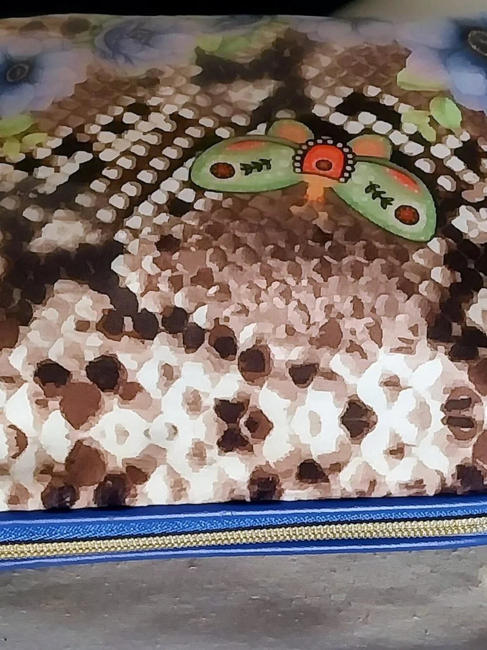 NWOT Estee Lauder Moth On Reptile Pattern Beautiful Cosmetic Bag
